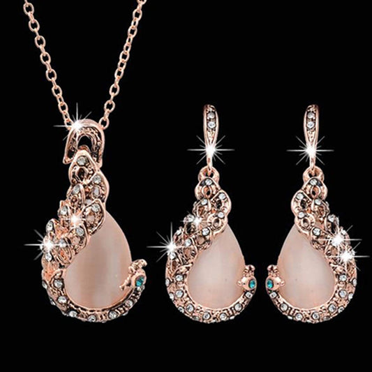 Retro Water Drop Necklace And Earrings Two-piece Set With Diamonds