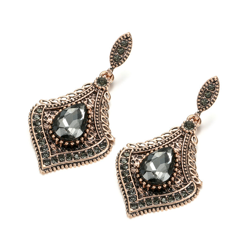 Fashionable Temperament Glass Jewelry Earrings Versatile Geometric Water Drop Diamond Earrings