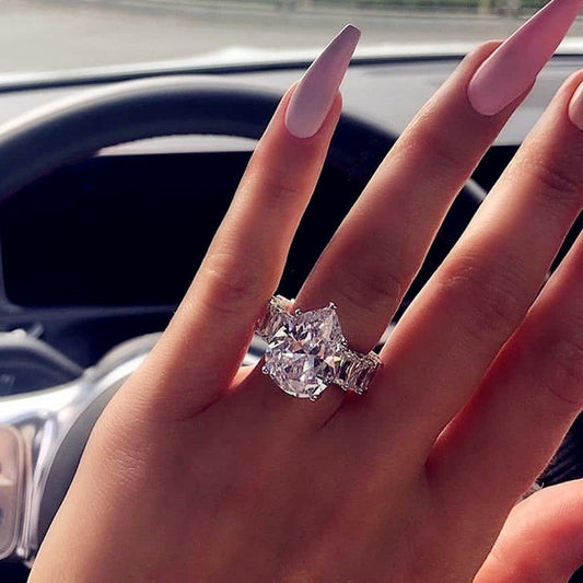 Fashion Ladies Platinum Diamond Zircon Ring