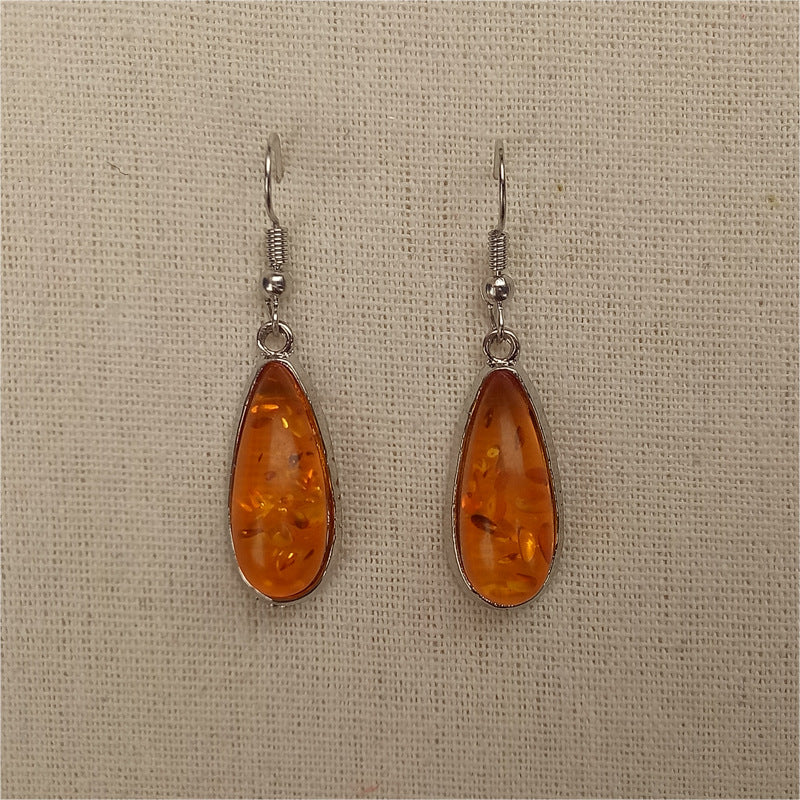 Two-piece imitation amber earrings and necklaces