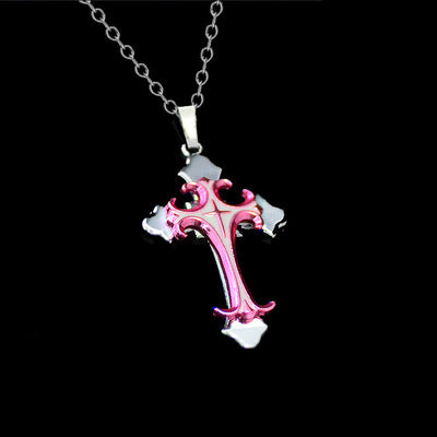 Cross pendant necklace