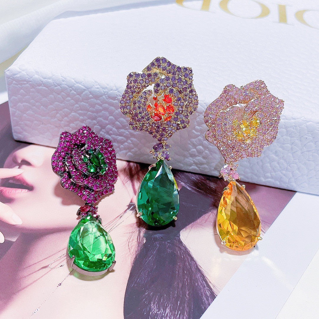 Three-dimensional Flower Earrings With Micro-inlaid Zircon