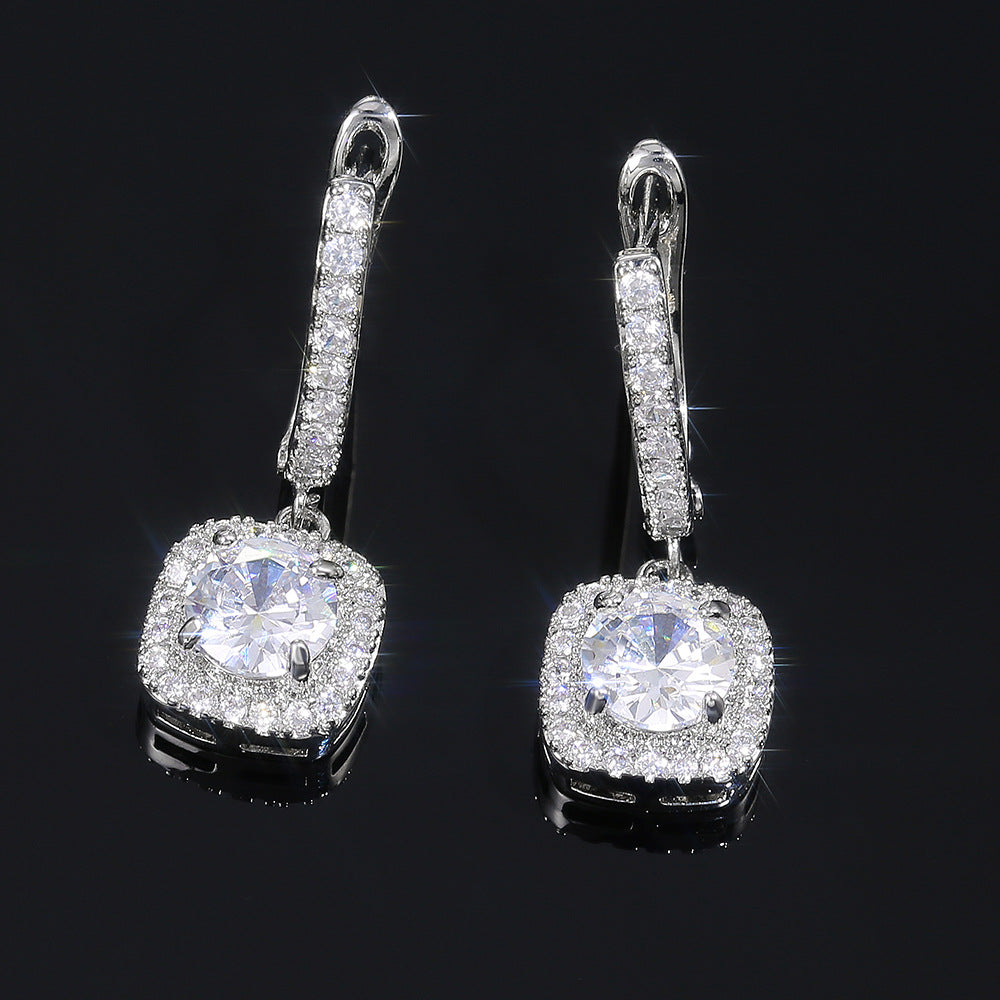 Love Heart Zircon Ear Studs Fine Beauty Wedding Ear Studs Fashion Heart-shaped Full Diamond Earrings